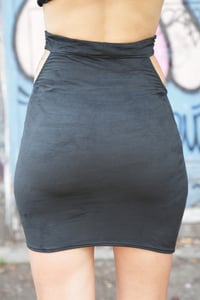 Image 4 of HANNYA SKIRT | FULL BLACK VERSION