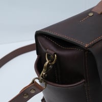 Image 9 of Midi Courier road-tested piece