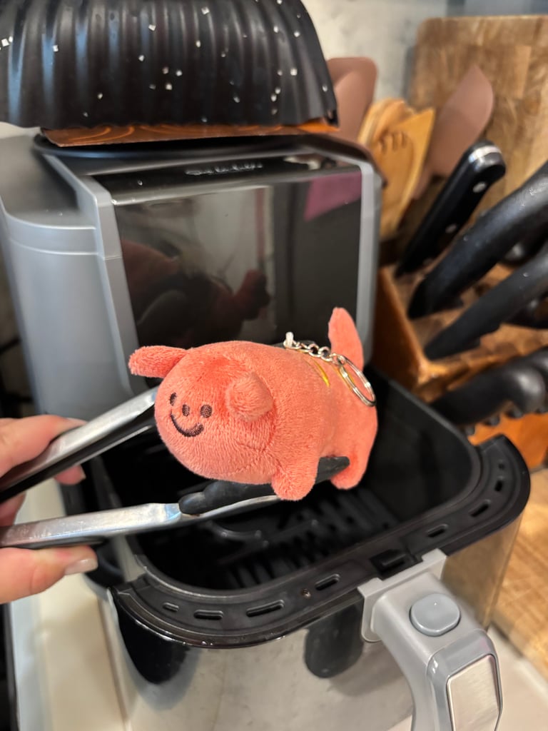 Señor salchicha keychain Image 3