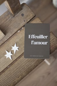 Image 4 of EFFEUILLER L'AMOUR