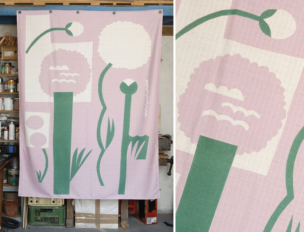 Image of LARGE WALL HANGING - POENY