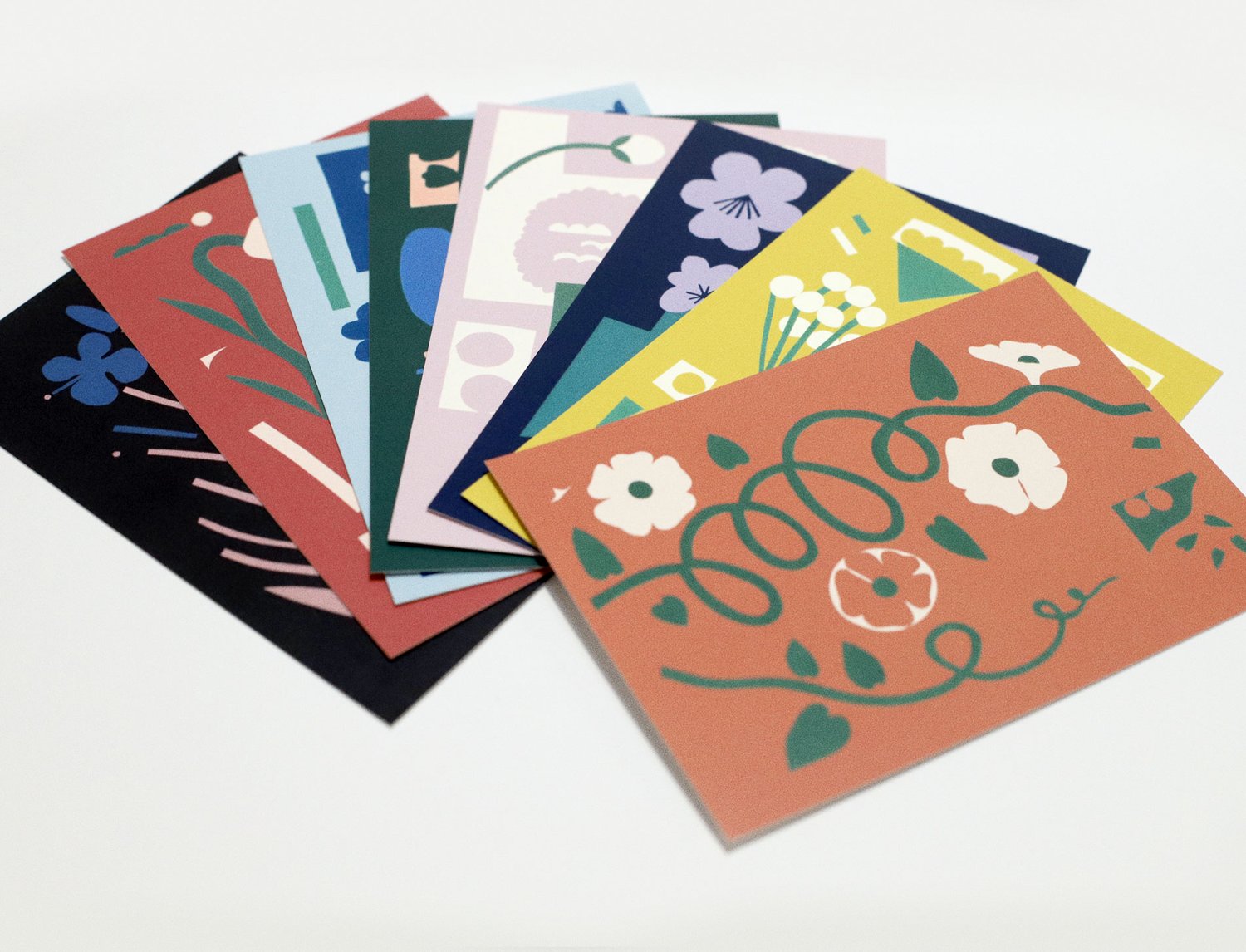 Image of COLOR FLOWERS SET OF POSTCARDS