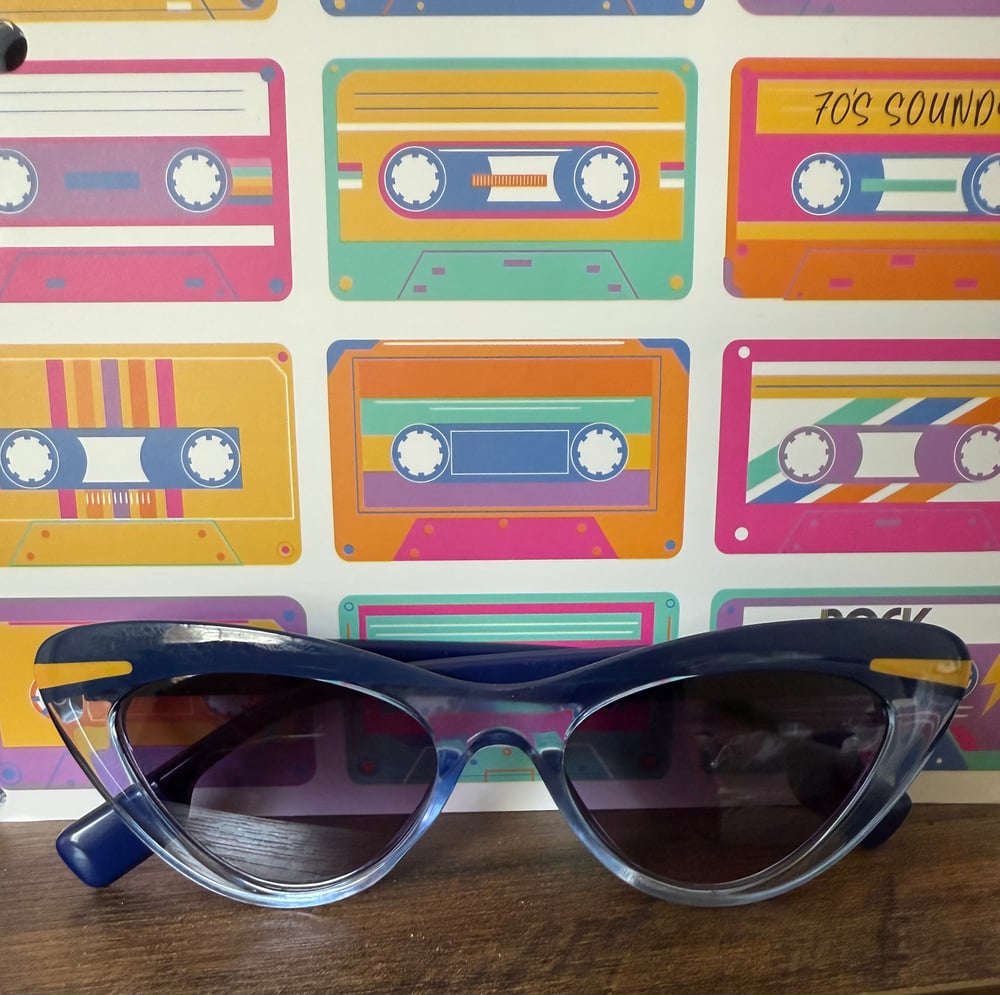 Image of BlueBerry 🫐 HoneyComb 🍯 Shadez~Just A Beauty By JayLee NiCcol