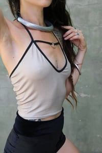 Image 2 of RAVE LOOP CROPTOP | BEIGE VERSION