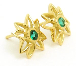 Image of Emerald Stud Flower Earrings