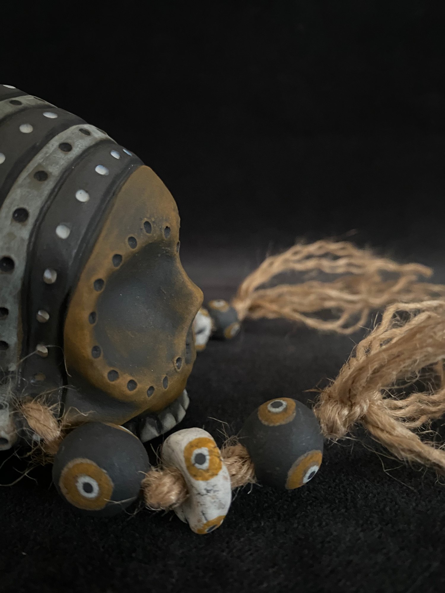 Image of Mini Trophy Skull Mug in Halloween Colors (a)