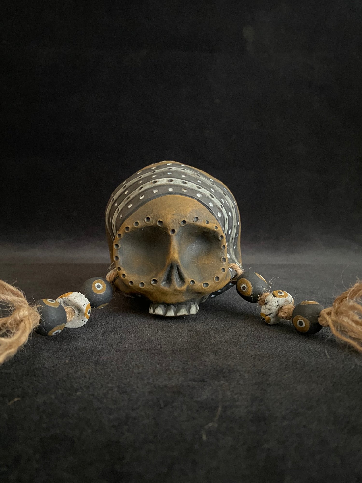 Image of Mini Trophy Skull Mug in Halloween Colors (a)