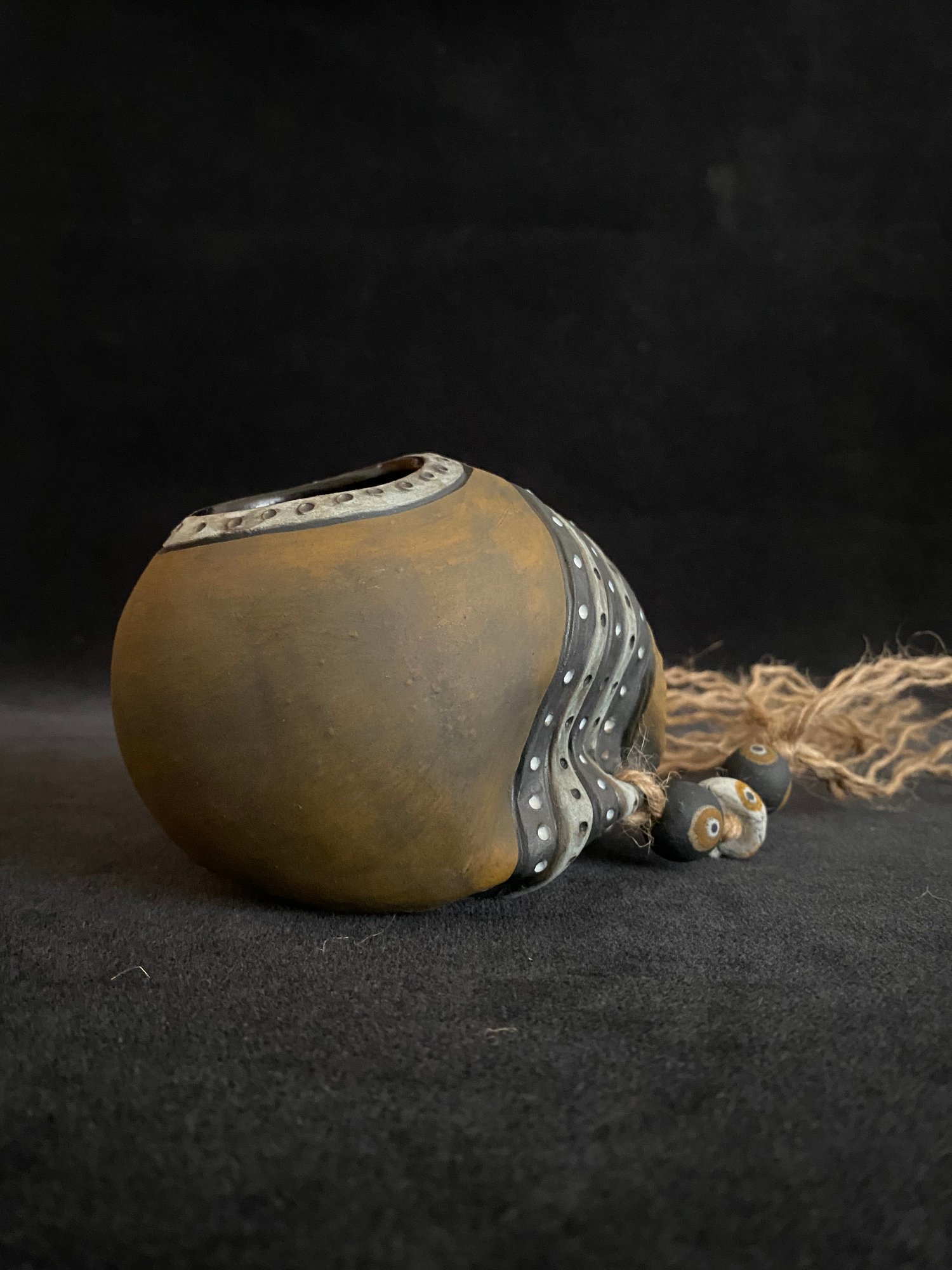 Image of Mini Trophy Skull Mug in Halloween Colors (a)