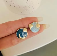 DAY AND NIGHT STURD EARRING