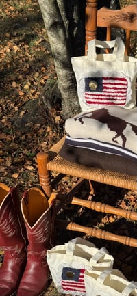 Image 2 of Vintage Glory 