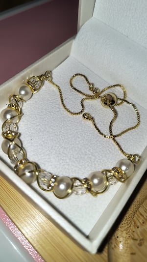 Image of 🌸 Every Girl Deserves Pearls Bracelet