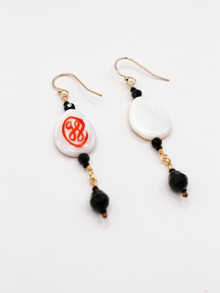 Image of Lover's Eye Earrings