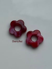 Image 5 of Resin Flower Charms