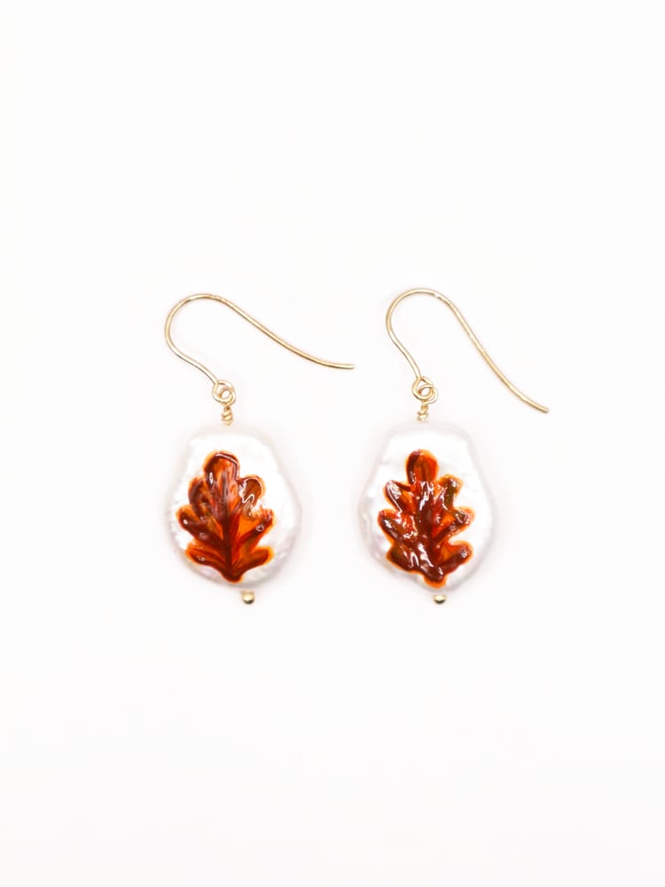 Image of Autumn Oak Leaf Pearl Earrings 