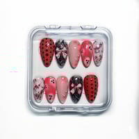 Priklijuojami nagai - Spooky Sweetheart (Vidutinio ilgio)