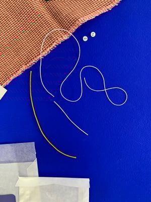 Image of Kit de fournitures La tenue de fête de Murmure 