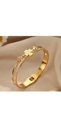 Image 1 of BANGLE BRACELET STAINLESS STEEL LUCKY FLOWER