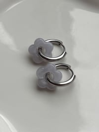 Image 2 of Grey Flower Huggies Stainless Steel