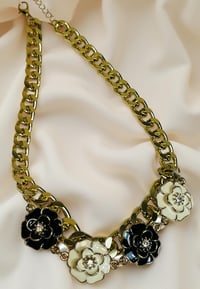 Image 1 of Flower & Rhinestone Chunky Gold Chain Necklace 