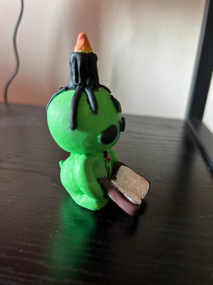 Image of Bookworm Pudge figurine