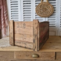 Image 3 of LA CAISSE POULAIN