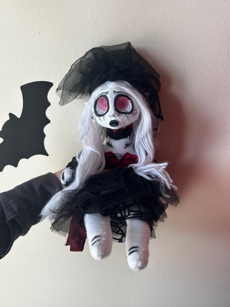 Image of Dahlia Goth