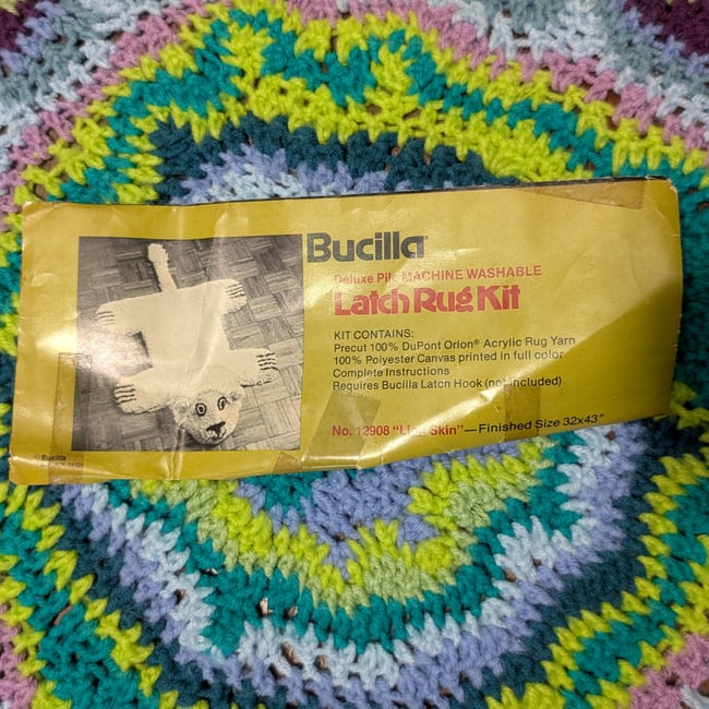 Vntg Bucilla Lion Skin Latch Hook Rug Kit