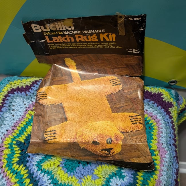 Vntg Bucilla Lion Skin Latch Hook Rug Kit