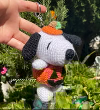 Image 2 of Pumpkin snoopy