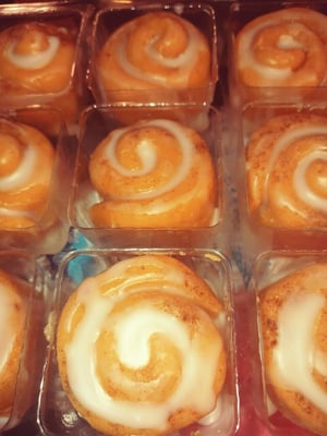 Image of Food Wax Melts/ Cinnamon Rolls wax melts/Cinnamon buns wax melts/bakery scented wax melts/cinnamo...