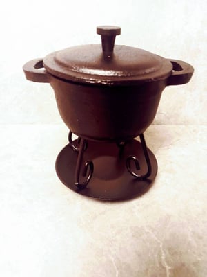 Image of Cast iron wax warmer/Cast iron dutch oven wax warmer/ wax warmer/ home decor/ wax melt warmer