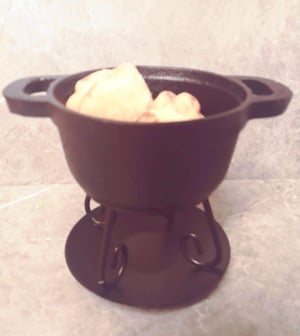 Image of Cast iron wax warmer/Cast iron dutch oven wax warmer/ wax warmer/ home decor/ wax melt warmer