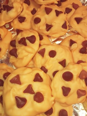 Image of Chocolate chip cookie wax melts/ Fake food/ Wax melts/ Highly Scented wax melts/ wickless candle/...