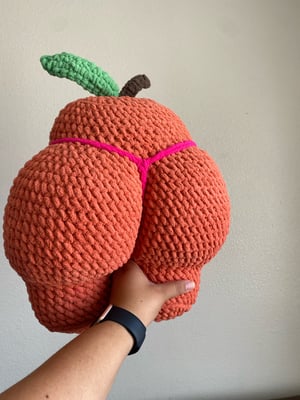 Image of Medium peach booty