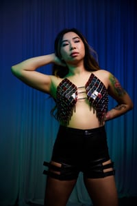 Image 2 of DOMINO top (gray and dark red mirror)