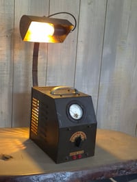 Image 2 of Lampe chargeur