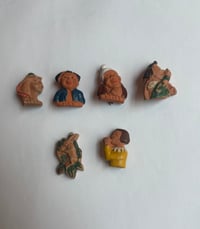 Image 1 of Pre-WW2 (Nazi Germany) Winterhilfswerk (WHW) des Deutschen Volkes Clay Pins, Lot #2