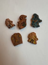Image 1 of Pre-WW2 (Nazi Germany) Winterhilfswerk (WHW) des Deutschen Volkes Clay Pins, Lot #3