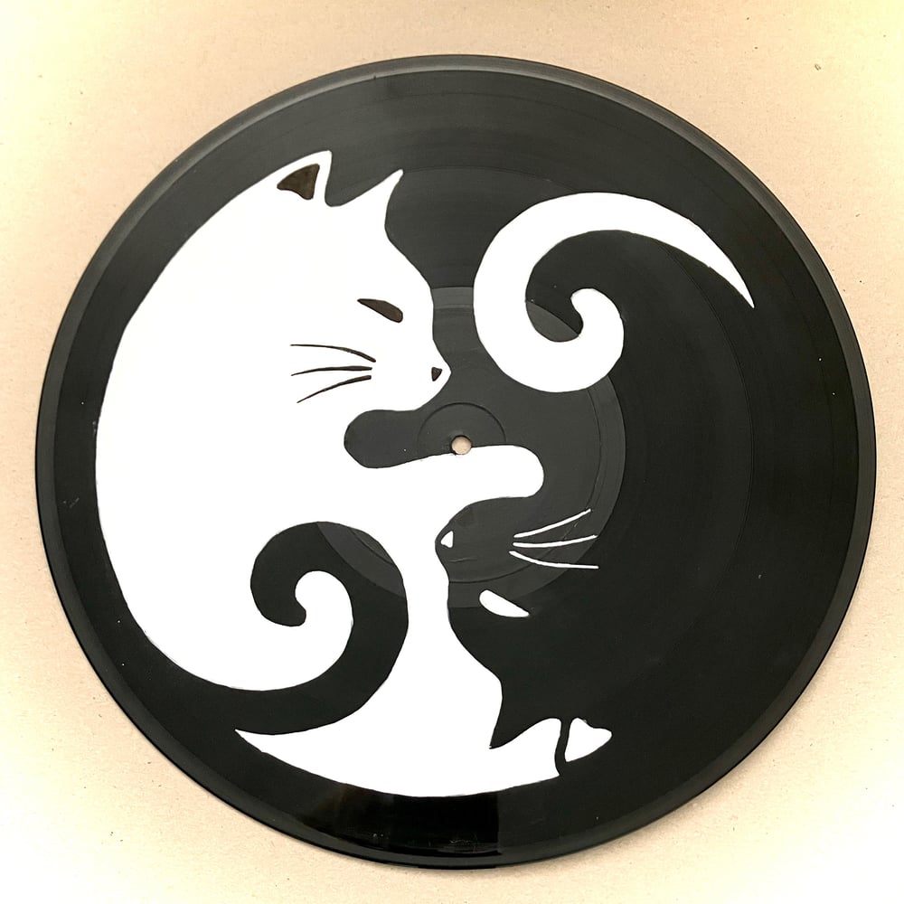 Image of Vynile Chat Yin Yang Noir & Blanc
