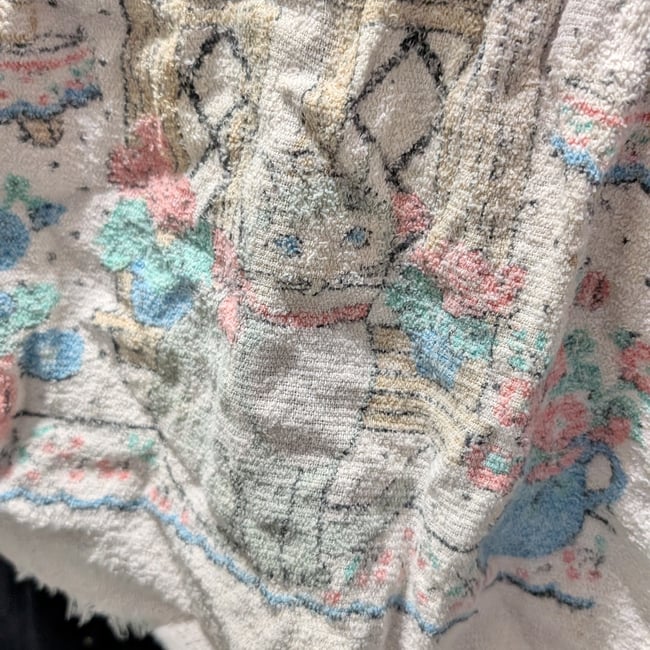 Vntg Cottagecore Upcycled Towel Kitty Cat Wall Hanging