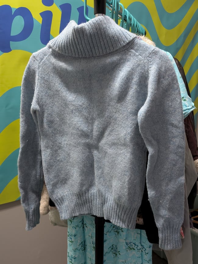 Vntg Baby Blue Shetland Wool Turtleneck Sweater