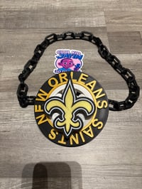 Image 3 of Sports Hype Chain with desk stand