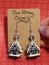 Image 4 of B and W Gingerbread earrings