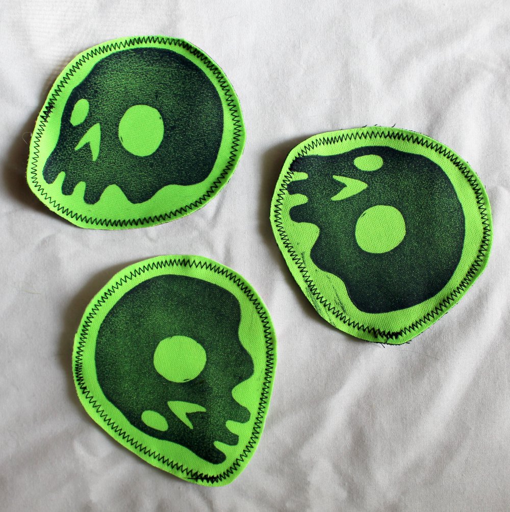 Image of Skull Sew-On Patch 3x4 in