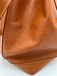Image 13 of Louis Vuitton Noè Bucket Bag Brown