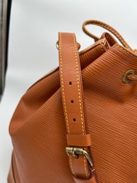 Image 8 of Louis Vuitton Noè Bucket Bag Brown
