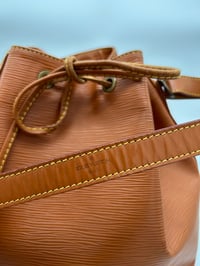 Image 9 of Louis Vuitton Noè Bucket Bag Brown