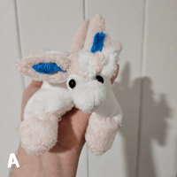 Image 2 of Sylveon - Beaine Bag - Pokemon 2025