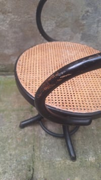 Image 4 of Fauteuil de bureau en bois courbé