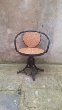 Image 2 of Fauteuil de bureau en bois courbé